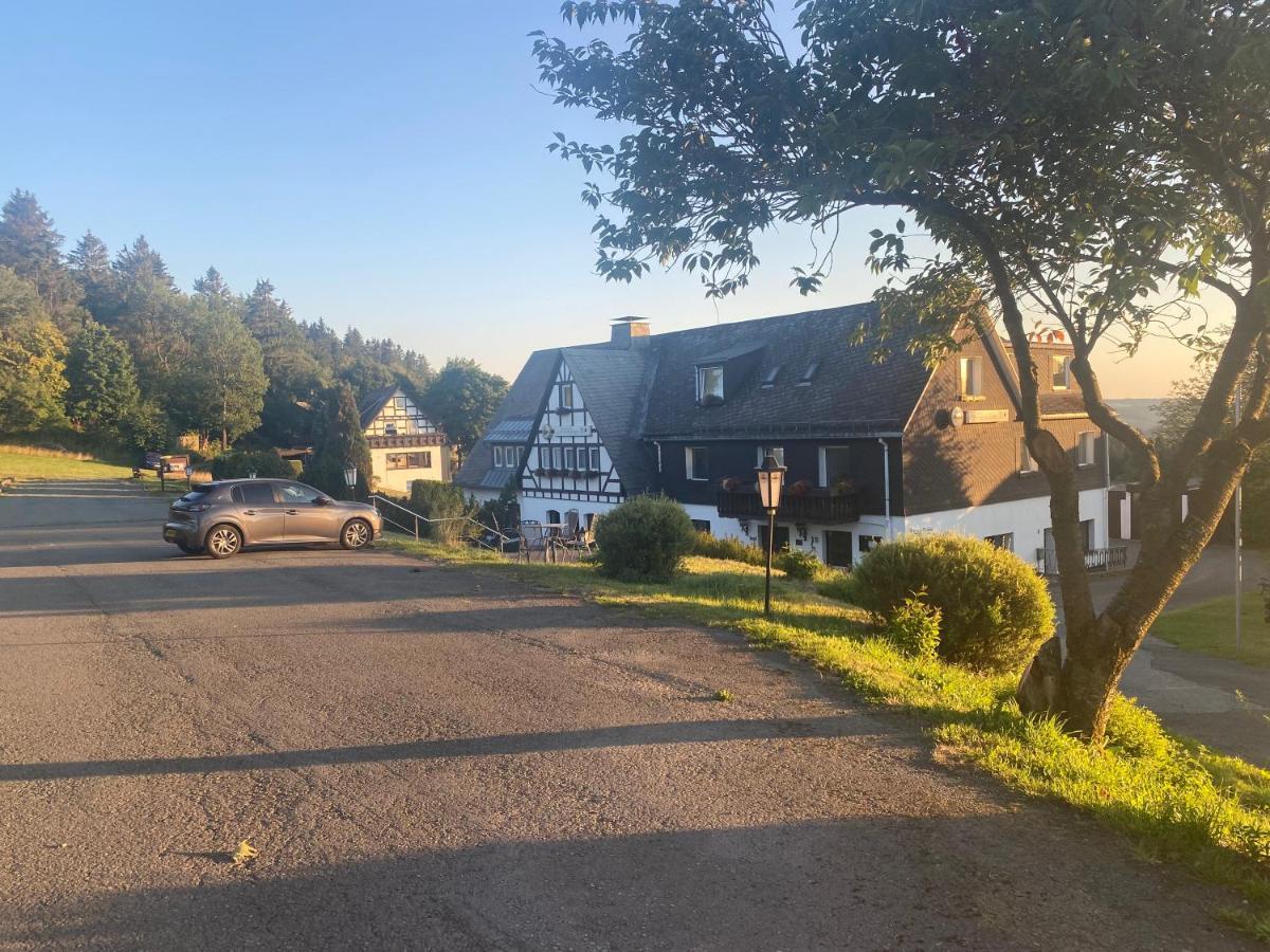 Berghotel Lenneplaetze Winterberg Bagian luar foto
