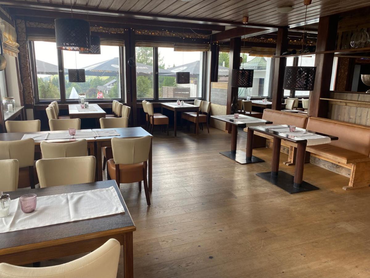 Berghotel Lenneplaetze Winterberg Bagian luar foto